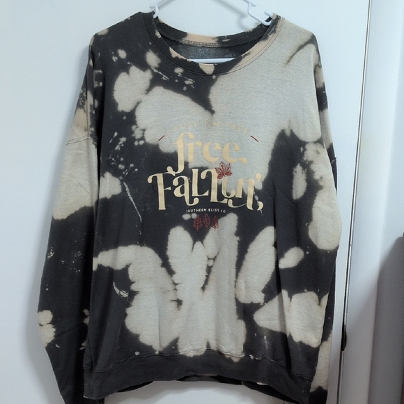 Cause I'm Free Fallin Southern Bliss Co. XL Cream/Grey Tye Dye Sweatshirt - Picture 1 of 4